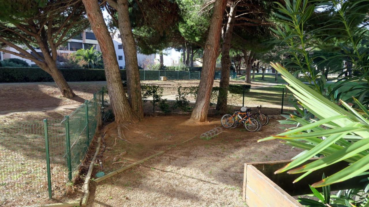 Sol-Y-Days Los Amigos, Studio 4 Couchages En Rez-De-Jardin, Avec Grande Terrasse Et Parking, A 250M De La Plage Le Grau-du-Roi Buitenkant foto